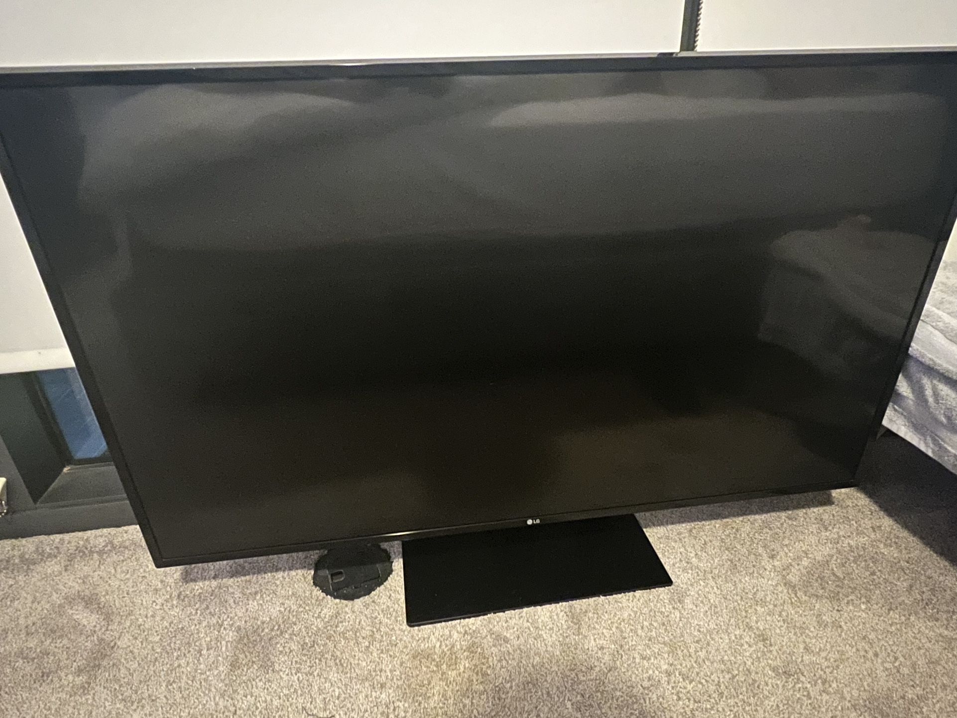LG 55’ TV