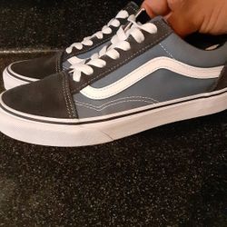 Vans womens 7.5 Great Condition 