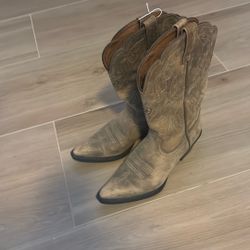 Women’s Boots