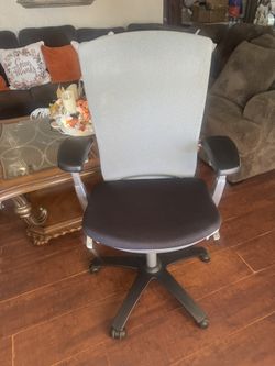 Knoll Life Black Office Chair
