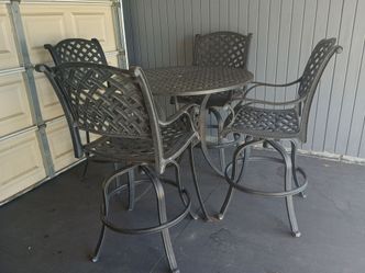 Outdoor Patio 5-Piece Cast Aluminum Outdoor Bar Height Dining Set