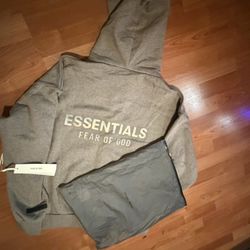 Essential Zip Up 