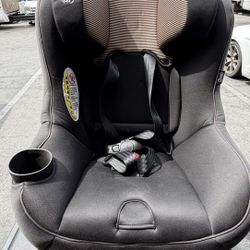 Maxi-Cosi Pria 70 Convertible Car Seat 