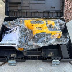 DeWalt Heavy-Duty Cordless Rotary Hammer