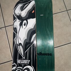 Skateboard (TONY HAWK)NEW