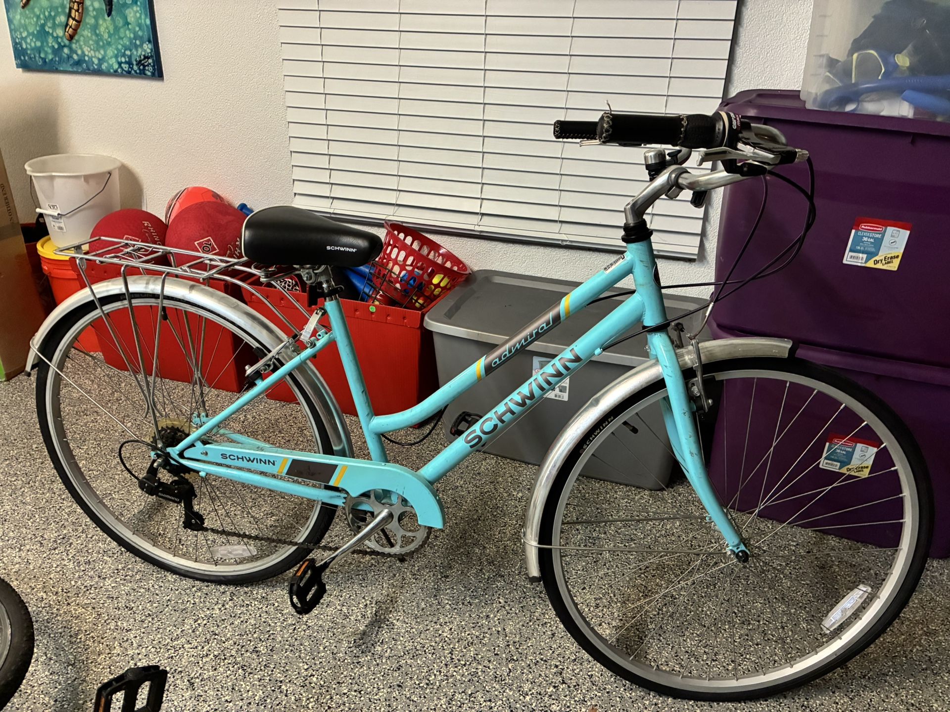 Schwinn Cruiser Admiral 700c hybrid women’s bike