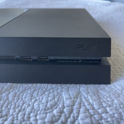 PS4 PlayStation 4