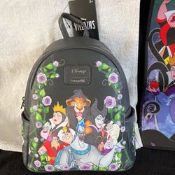 Disney Loungefly VILLAINS (Price Is Firm) Cash Only Pls -More In Profile 😎