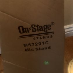 Brand New In Box Mic Stand ( Pick Up Only Near Labrea & San Vicente 90019) 