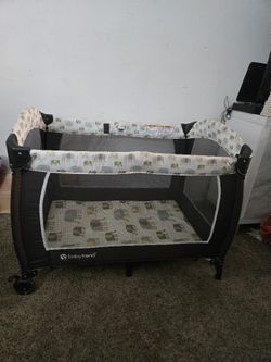Baby Trend Nurcery Center, Playard