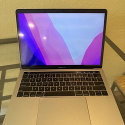 Apple MacBook Pro 13in 2017 500GB, Intel Core i5
