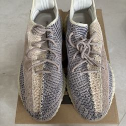 Yeezy 350 Ash Pearl Size 13.5
