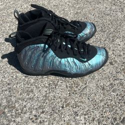 Nike Foamposite Abalone Size 4Y No Box
