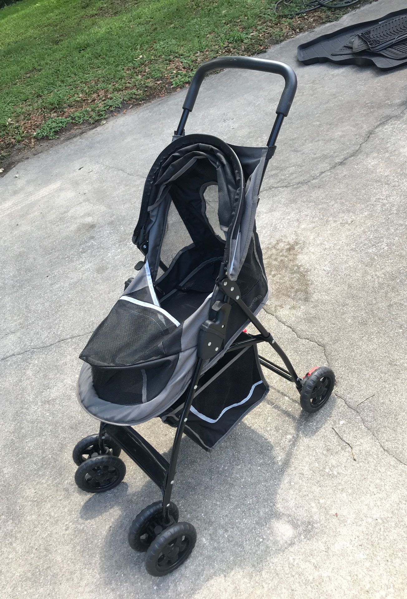 Never used! Petco dog stroller (paid 100.)