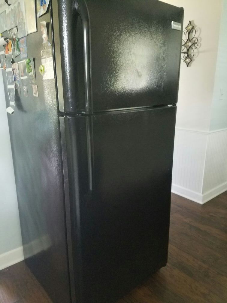 black Frigidaire refrigerator