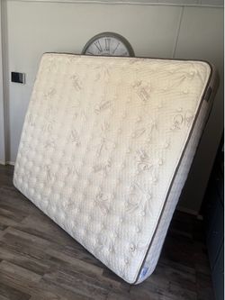 CA King Mattress