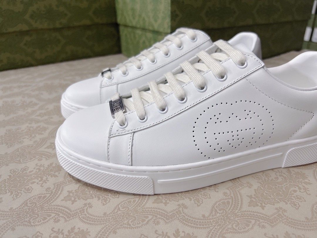 Gucci shoes