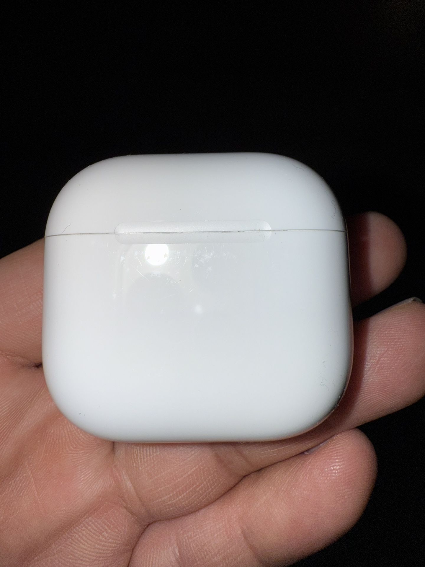 Apple AirPods 4 With Active Noise Cancellation