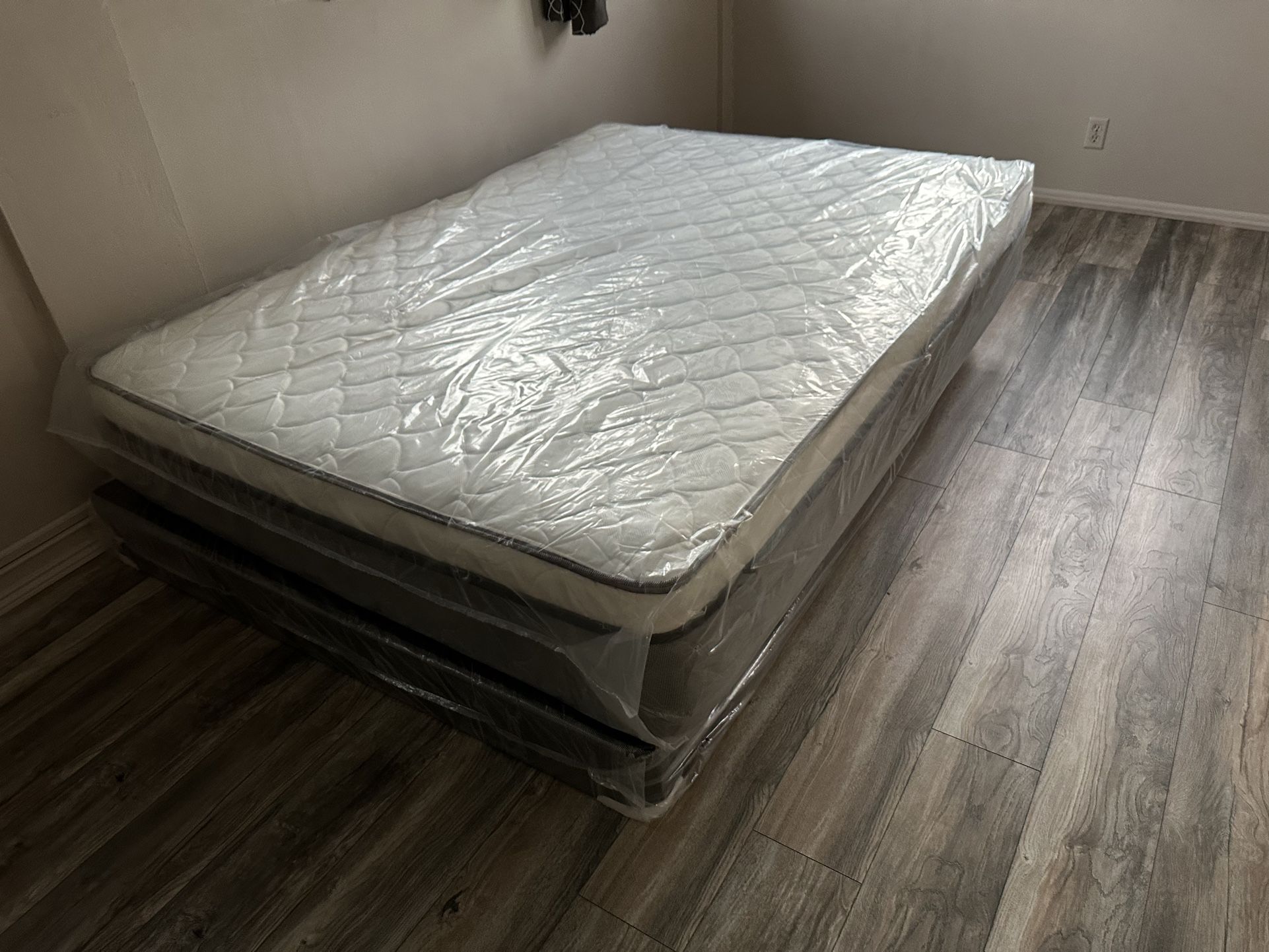 New Queen Pillowtop Mattress And Box Spring Set