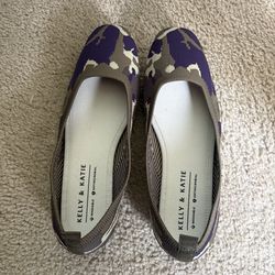 Kelly & Katie Camo Flat Shoe size 8 never worn
