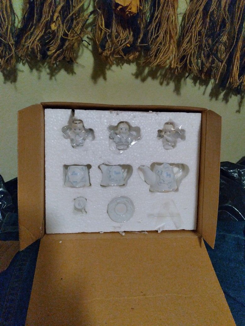 Precious Moments Tea Set