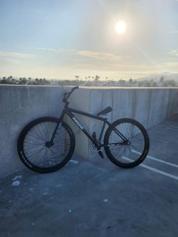 Throne BMX 29" oil slick Or TRADES HMU