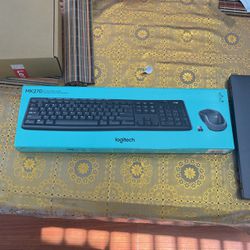 Logitech MK270 Wireless Keyboard And Mouse 
