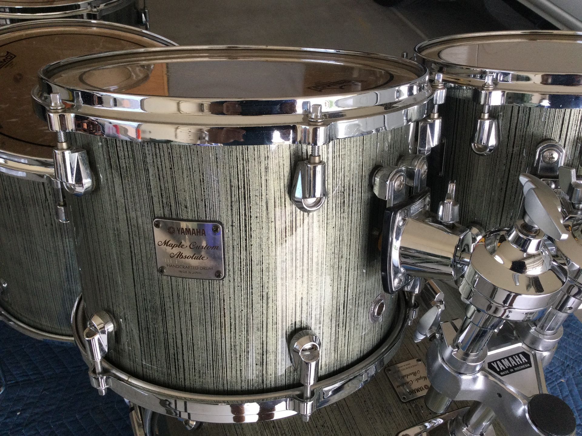 Yamaha Maple Custom Absolute Nouveau Drum Set