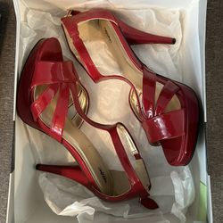 Red Heels (almost New)Size 8.5–P/U Near Old River & Harris 