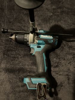 Brand New Makita LXT 18v Hammer Drill With Handle TOOL ONLY