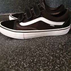 Vans mens 8.5 Like new 