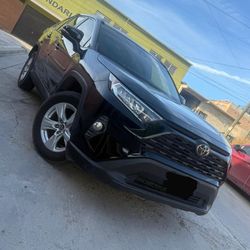 2021 TOYOTA RAV4-XLE AWD