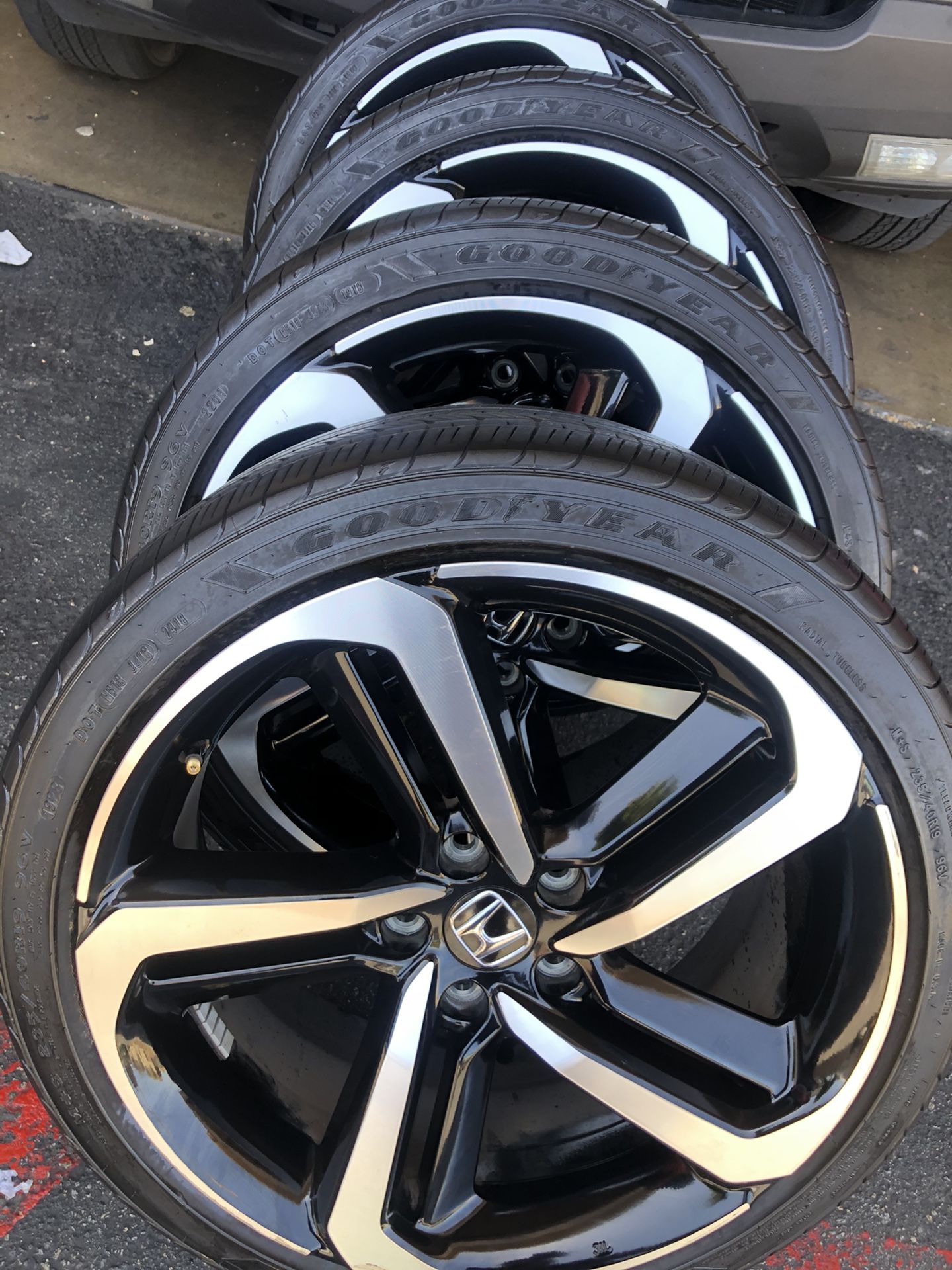 Rims tires 19x8,5 5x114.3 fit Honda Accord sport civic