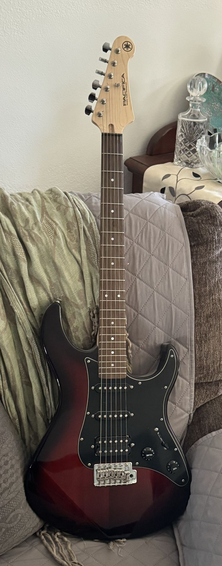 Yamaha PAC012DLX Pacifica Electric Guitar 
