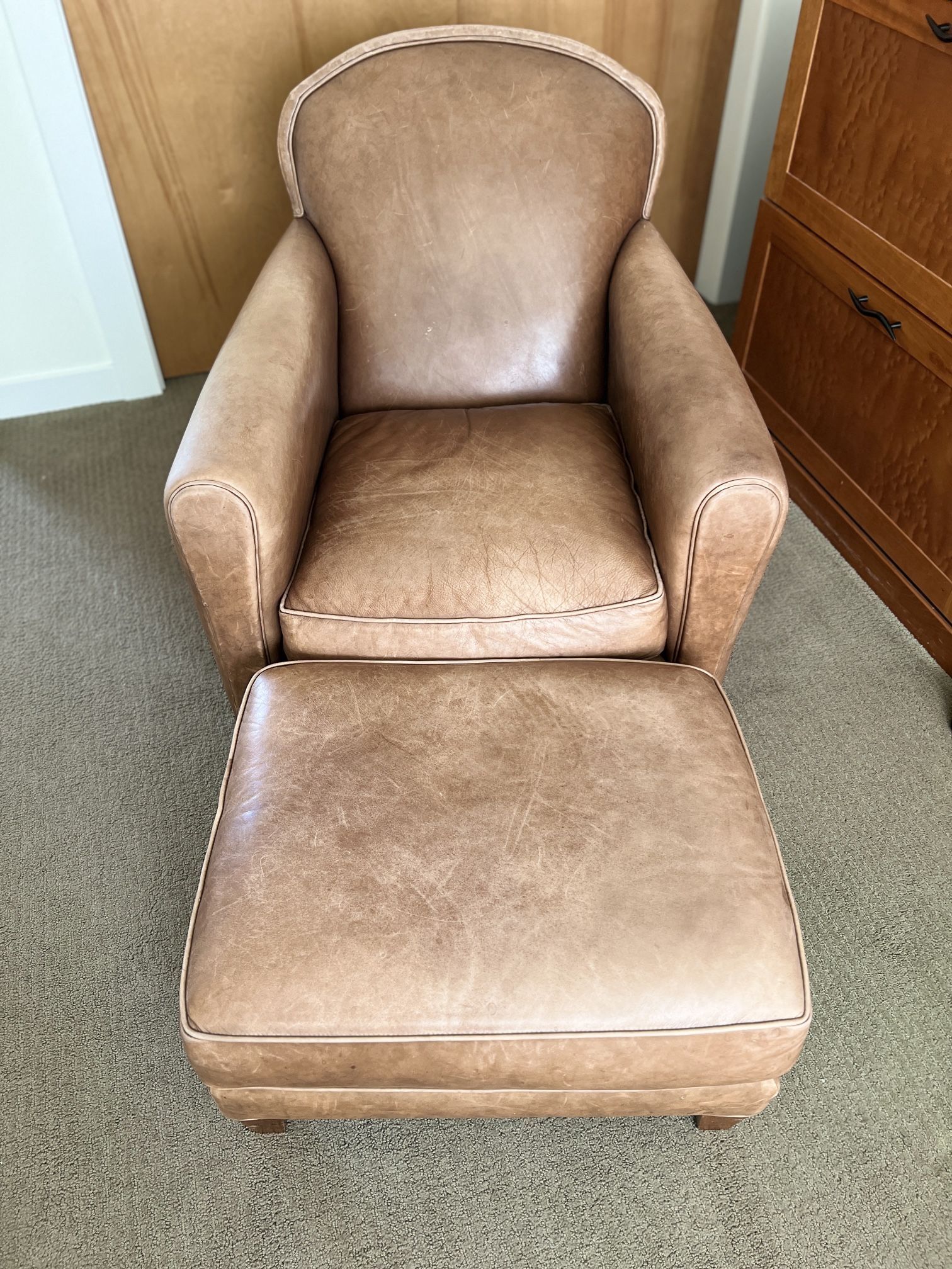 Lee Industries Mid-Century Leather Chair & Ottoman – Soft, Worn-In Comfort