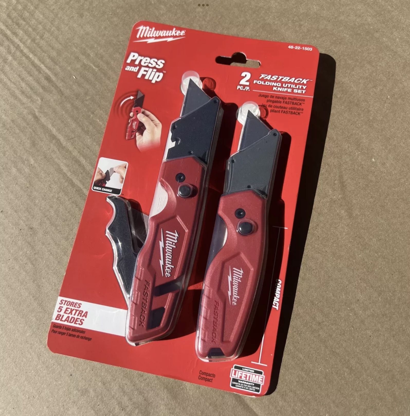Milwaukee FASTBACK Folding Utility Knife 2-Piece.  Brand NEW.