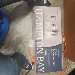 3 Light Vanity Fixture
