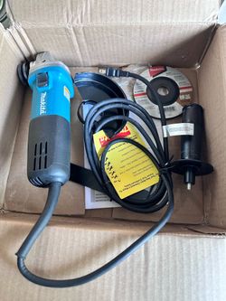 NEW makita grinder