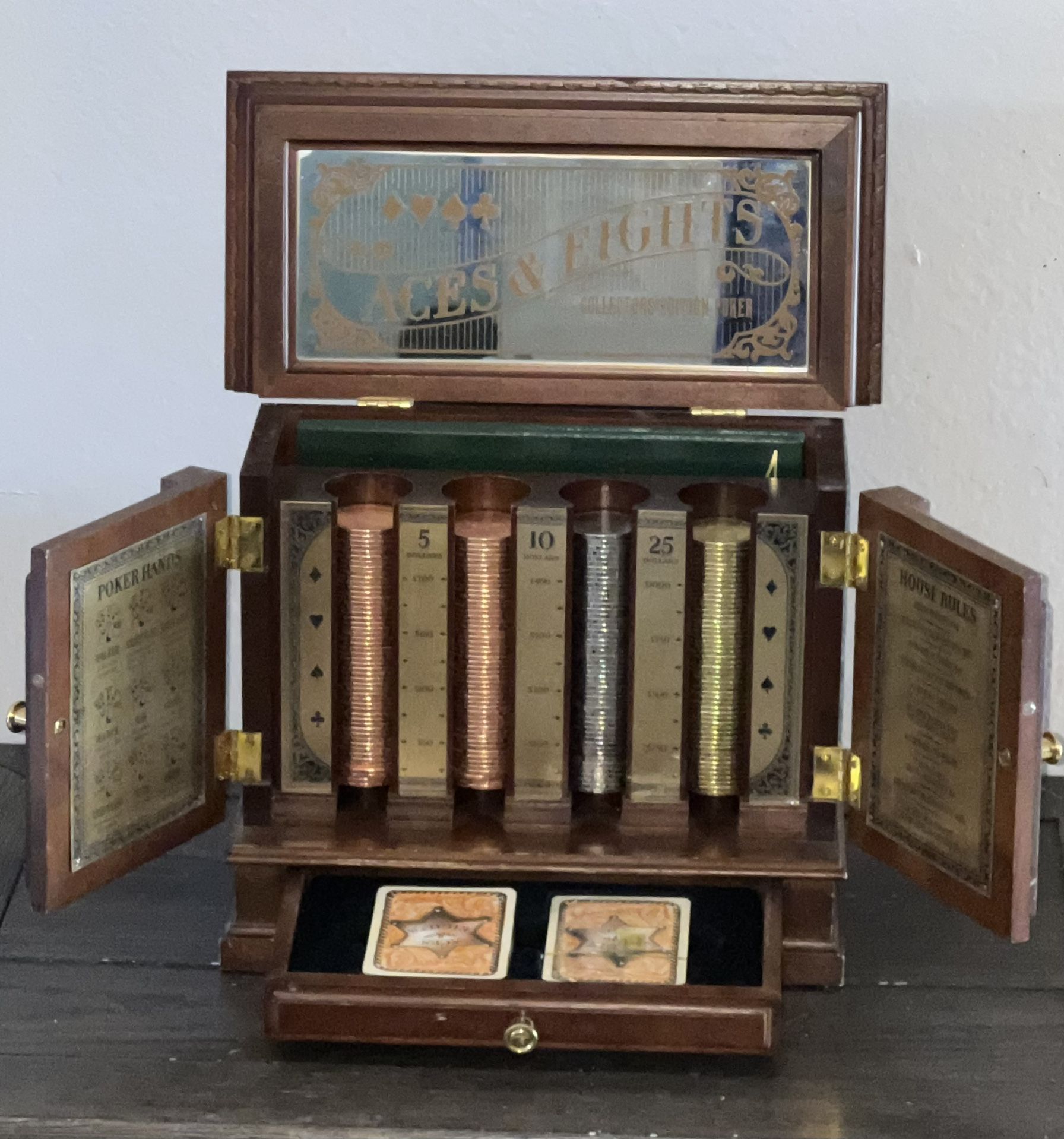 Franklin Mint Aces & Eights Deluxe Collectors Edition Poker Game Set