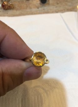 Yellow stone in 14kt gold ring