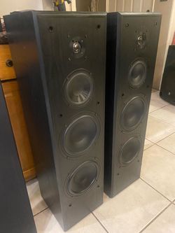 Denmark Tower speakers dual 8”