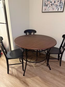 Round Dining Table Set with 3 Chairs