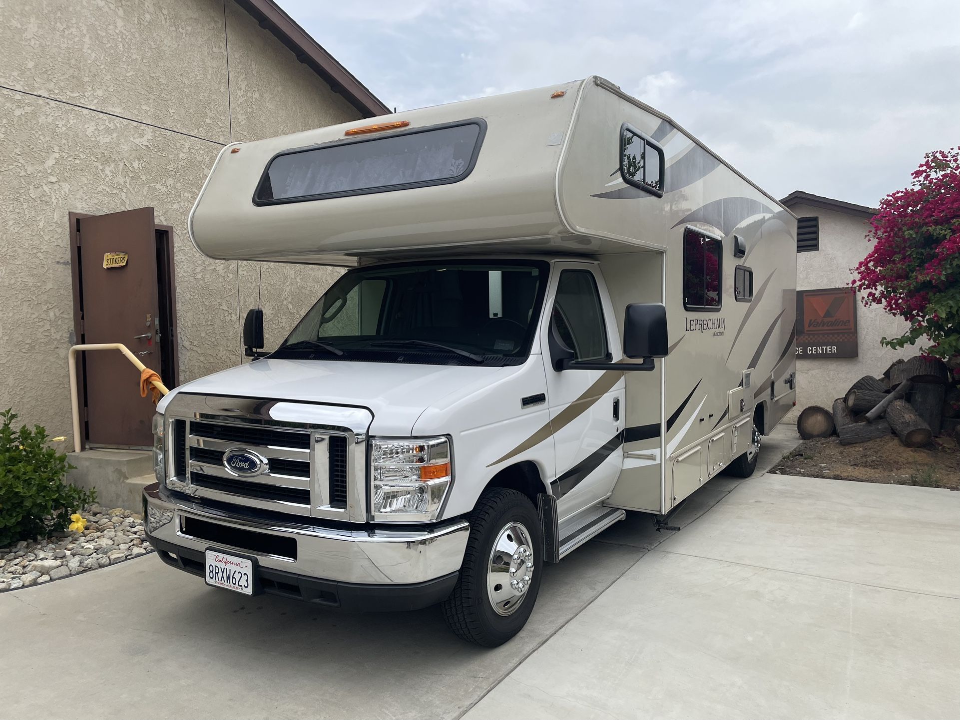 2019 Ford Coachmen Leprechaun