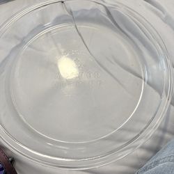 Anchor hocking 10 inch  antique pie plate