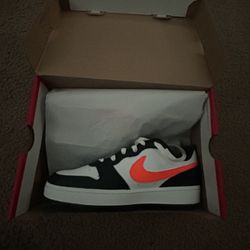 nike 6.5youth nike court borough low 2 gs 