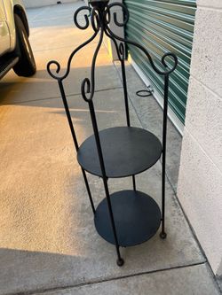 Decorative shelf