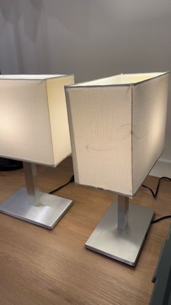 Free 2 IKEA lamps
