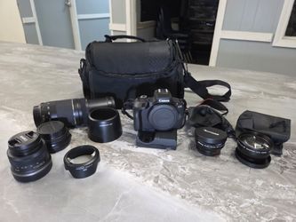 Camera Canon Mirrorless EOS R100