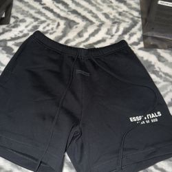 Essential Shorts 