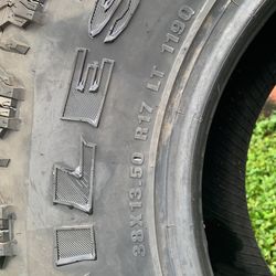 Tire 38.13.50 R17 New